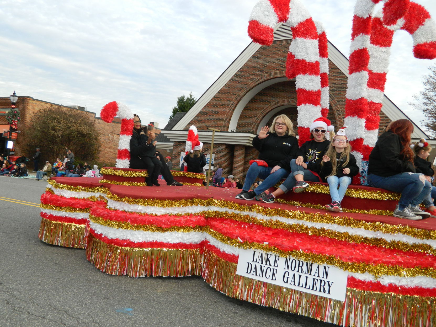 Mooresville Christmas Parade (278).JPG